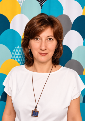 poza 1 Raluca Radu
